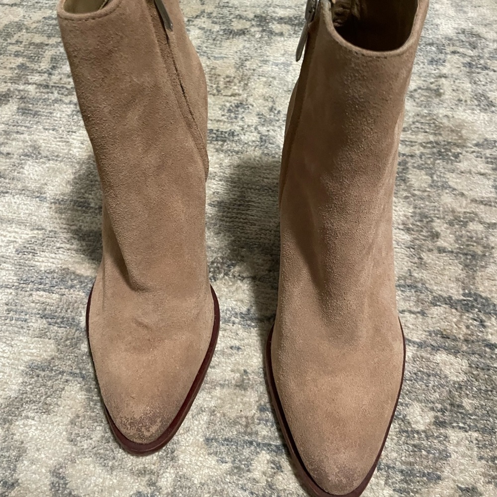 Sat Edelman Boots size 8.5 (some wear see pictures)